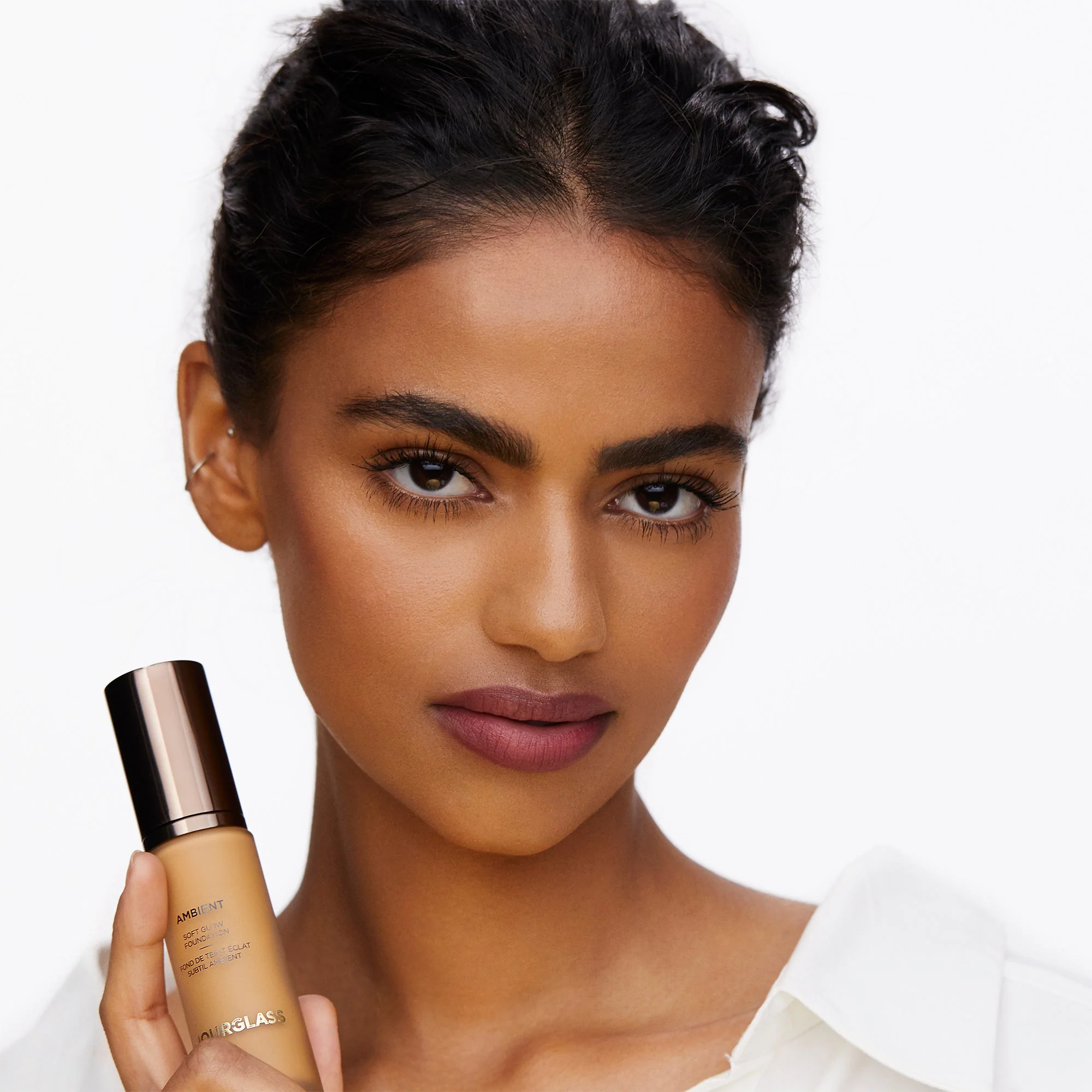 Ambient Soft Glow Foundation - Image 5